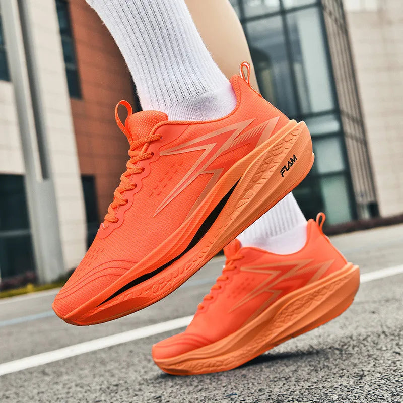 STRAVIX CarbonStrike Pro – Unleash Your Marathon Power