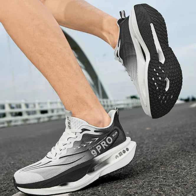 STRAVIX 9PRO Carbon – Conquer Every Mile