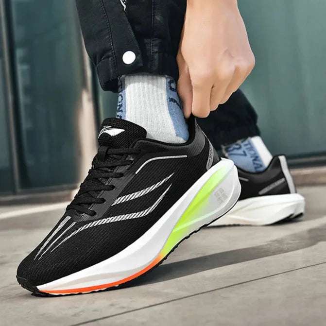 STRAVIX CarbonStride 2025 – Elevate Your Run