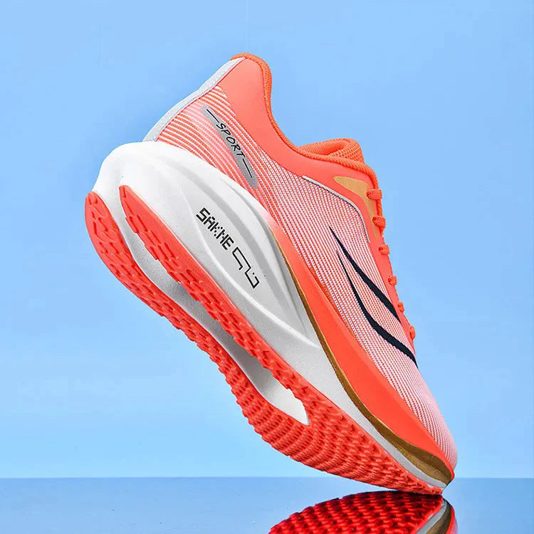 STRAVIX CarbonStride 2025 – Elevate Your Run